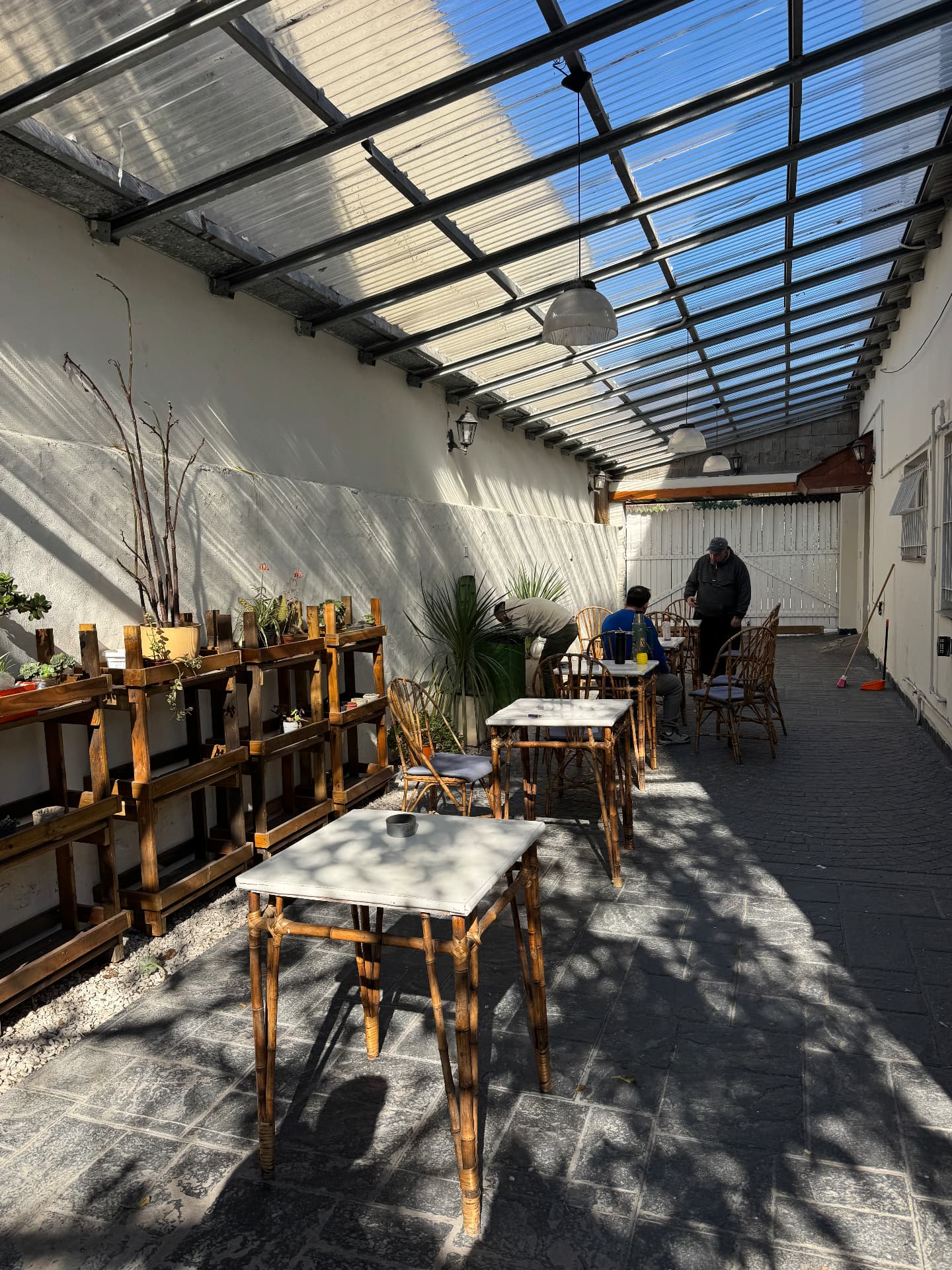 Patio de invierno semicubierto